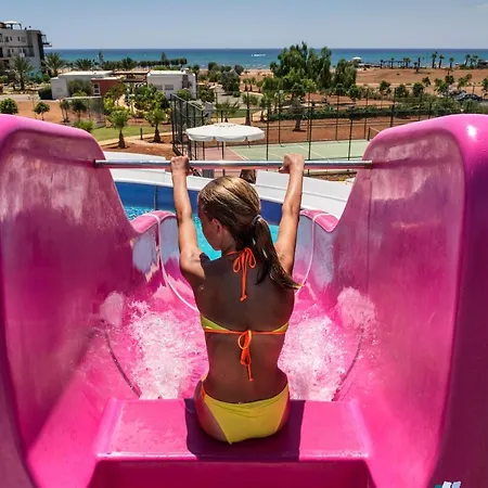 Thalassa Beach Resort Two Bedroom Holiday Home דירה Vokolidha